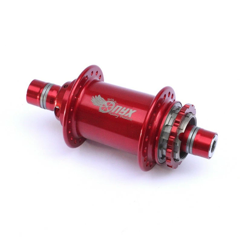 MOYEU ARRIERE ONYX PRO 10 MM ROUGE 1 MOYEU ARRIERE ONYX PRO 10 MM ROUGE