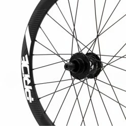 PAIRE DE ROUES PRIDE GRAVITY EXP AERO UD MATT DISC - MOYEUX BLACK -Vélos de route Soldes paire de roues pride gravity exp aero ud matt disc moyeux black 3